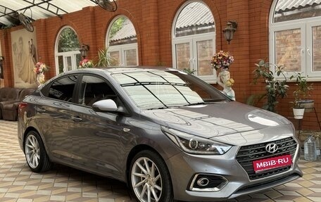 Hyundai Solaris II рестайлинг, 2018 год, 1 590 000 рублей, 1 фотография