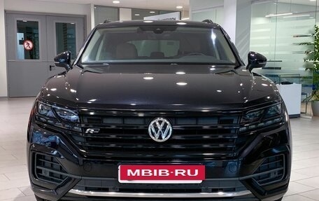 Volkswagen Touareg III, 2019 год, 5 430 000 рублей, 2 фотография