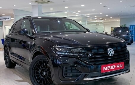 Volkswagen Touareg III, 2019 год, 5 430 000 рублей, 3 фотография