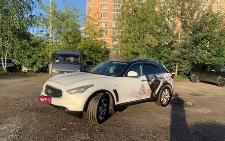 Infiniti FX II, 2011 год, 1 950 000 рублей, 1 фотография