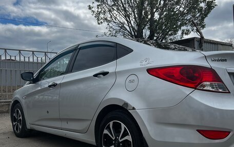 Hyundai Solaris II рестайлинг, 2012 год, 649 000 рублей, 5 фотография