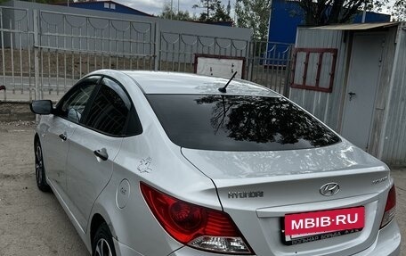 Hyundai Solaris II рестайлинг, 2012 год, 649 000 рублей, 3 фотография