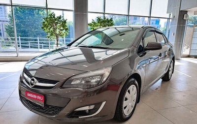 Opel Astra J, 2013 год, 1 фотография