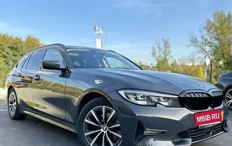 BMW 3 серия, 2020 год, 2 990 000 рублей, 2 фотография