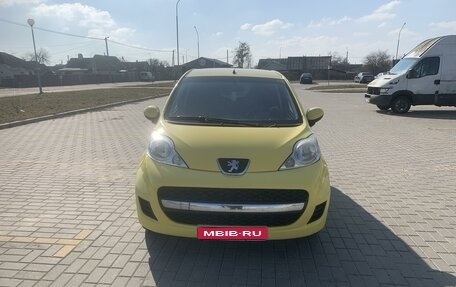 Peugeot 107 I рестайлинг, 2011 год, 510 000 рублей, 2 фотография