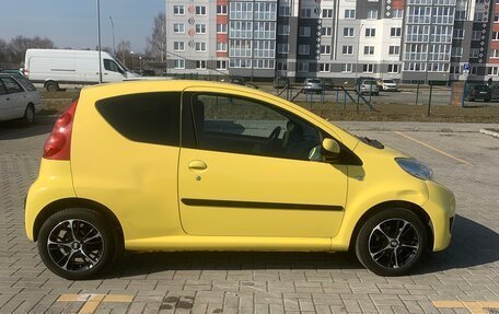 Peugeot 107 I рестайлинг, 2011 год, 510 000 рублей, 5 фотография