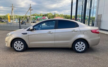 KIA Rio III рестайлинг, 2013 год, 980 000 рублей, 2 фотография