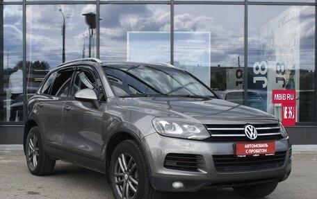 Volkswagen Touareg III, 2013 год, 2 100 000 рублей, 3 фотография