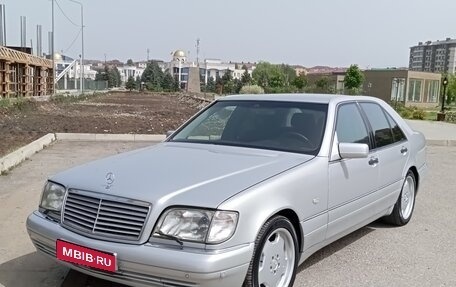 Mercedes-Benz S-Класс, 1998 год, 980 000 рублей, 1 фотография