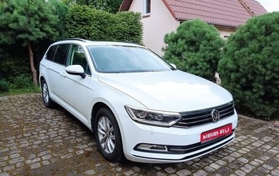 Volkswagen Passat B8 рестайлинг, 2019 год, 2 800 000 рублей, 1 фотография