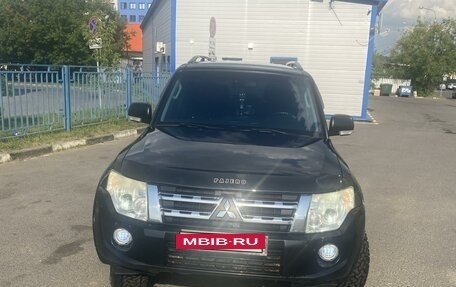 Mitsubishi Pajero IV, 2011 год, 2 100 000 рублей, 2 фотография