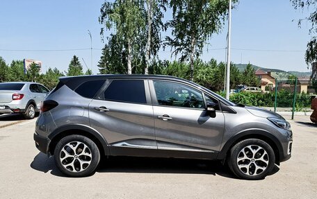 Renault Kaptur I рестайлинг, 2017 год, 1 794 000 рублей, 4 фотография