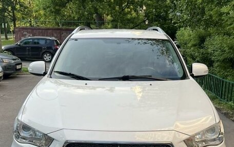 Mitsubishi Outlander III рестайлинг 3, 2010 год, 1 230 000 рублей, 3 фотография