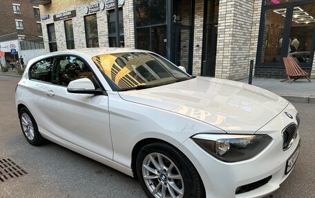 BMW 1 серия, 2013 год, 1 300 000 рублей, 3 фотография