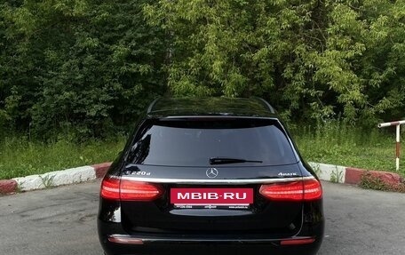Mercedes-Benz E-Класс, 2018 год, 3 520 000 рублей, 7 фотография