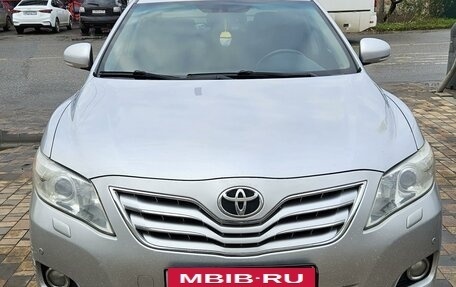 Toyota Camry, 2010 год, 1 450 000 рублей, 2 фотография