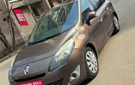 Renault Scenic III, 2010 год, 750 000 рублей, 2 фотография