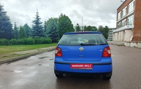 Volkswagen Polo IV рестайлинг, 2002 год, 240 000 рублей, 3 фотография