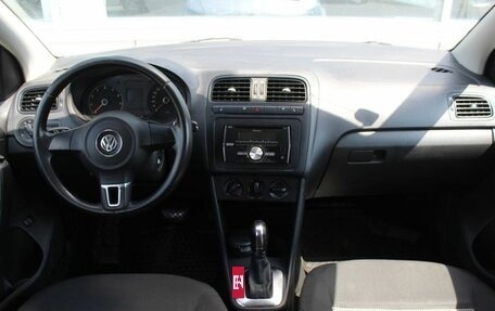 Volkswagen Polo VI (EU Market), 2011 год, 880 000 рублей, 9 фотография