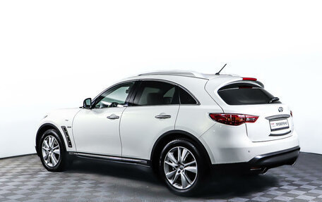 Infiniti QX70, 2015 год, 2 948 000 рублей, 7 фотография