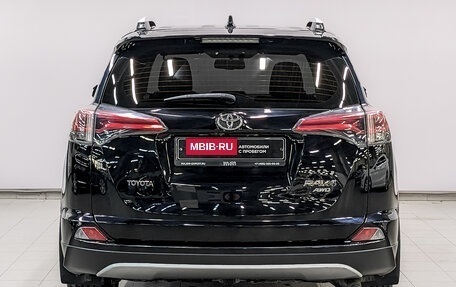 Toyota RAV4, 2018 год, 2 330 000 рублей, 6 фотография