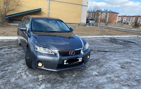 Lexus CT I рестайлинг, 2012 год, 1 610 000 рублей, 4 фотография