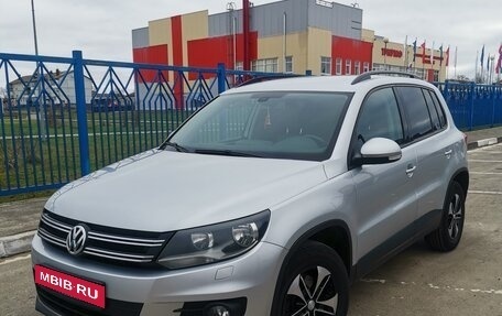 Volkswagen Tiguan I, 2013 год, 1 200 000 рублей, 2 фотография