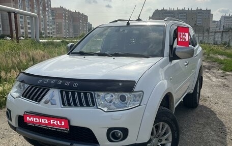 Mitsubishi Pajero Sport II рестайлинг, 2011 год, 1 750 000 рублей, 2 фотография