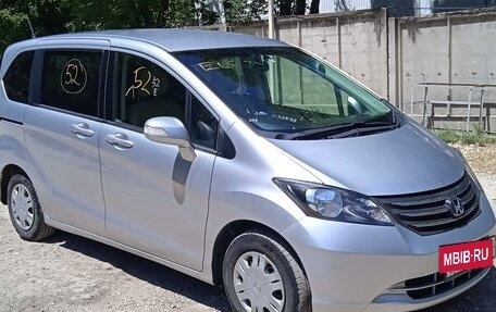 Honda Freed I, 2010 год, 1 300 000 рублей, 4 фотография