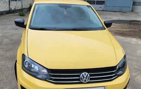 Volkswagen Polo VI (EU Market), 2019 год, 750 000 рублей, 2 фотография