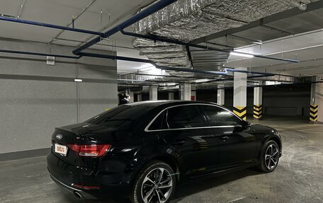 Audi A4, 2015 год, 2 200 000 рублей, 5 фотография