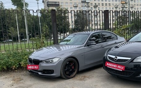 BMW 3 серия, 2012 год, 2 800 000 рублей, 3 фотография