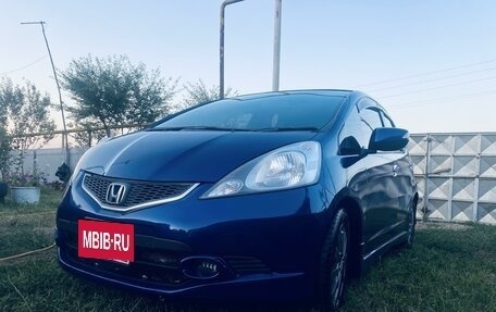 Honda Fit III, 2008 год, 790 000 рублей, 2 фотография