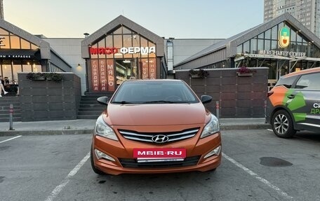 Hyundai Solaris II рестайлинг, 2015 год, 975 000 рублей, 3 фотография