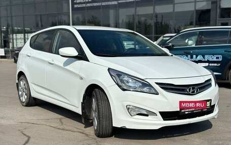 Hyundai Solaris II рестайлинг, 2016 год, 1 120 000 рублей, 2 фотография