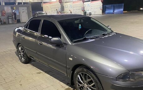 Mitsubishi Carisma I, 2003 год, 450 000 рублей, 2 фотография