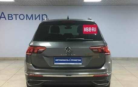 Volkswagen Tiguan II, 2021 год, 3 741 000 рублей, 6 фотография