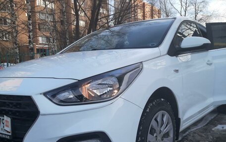 Hyundai Solaris II рестайлинг, 2019 год, 1 450 000 рублей, 5 фотография