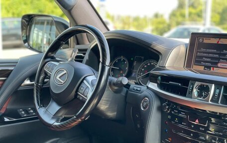 Lexus LX III, 2018 год, 7 999 999 рублей, 16 фотография