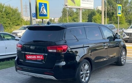 KIA Carnival III, 2017 год, 2 790 000 рублей, 5 фотография