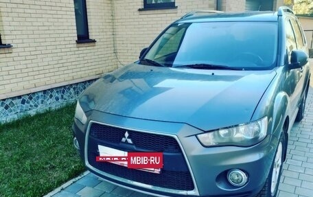 Mitsubishi Outlander III рестайлинг 3, 2011 год, 1 000 000 рублей, 9 фотография