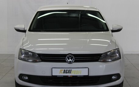 Volkswagen Jetta VI, 2011 год, 1 049 000 рублей, 2 фотография