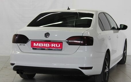 Volkswagen Jetta VI, 2011 год, 1 049 000 рублей, 5 фотография