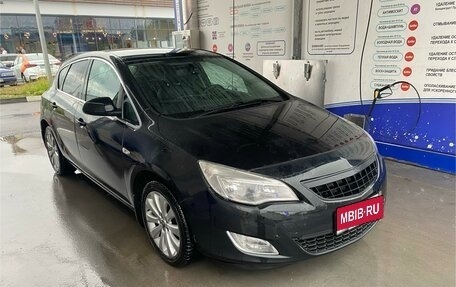 Opel Astra J, 2012 год, 699 999 рублей, 2 фотография