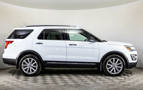 Ford Explorer VI, 2016 год, 2 790 000 рублей, 4 фотография