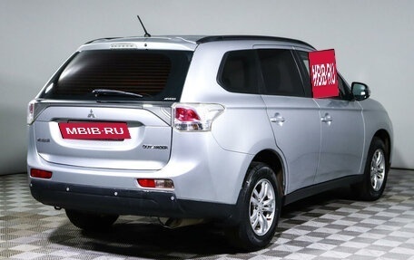 Mitsubishi Outlander III рестайлинг 3, 2012 год, 1 520 000 рублей, 5 фотография