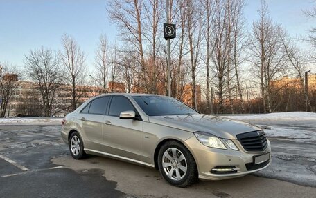 Mercedes-Benz E-Класс, 2011 год, 1 350 000 рублей, 2 фотография