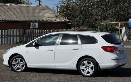 Opel Astra J, 2012 год, 1 090 000 рублей, 4 фотография