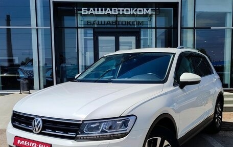 Volkswagen Tiguan II, 2019 год, 2 790 000 рублей, 1 фотография