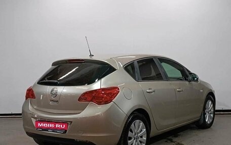 Opel Astra J, 2011 год, 699 000 рублей, 5 фотография